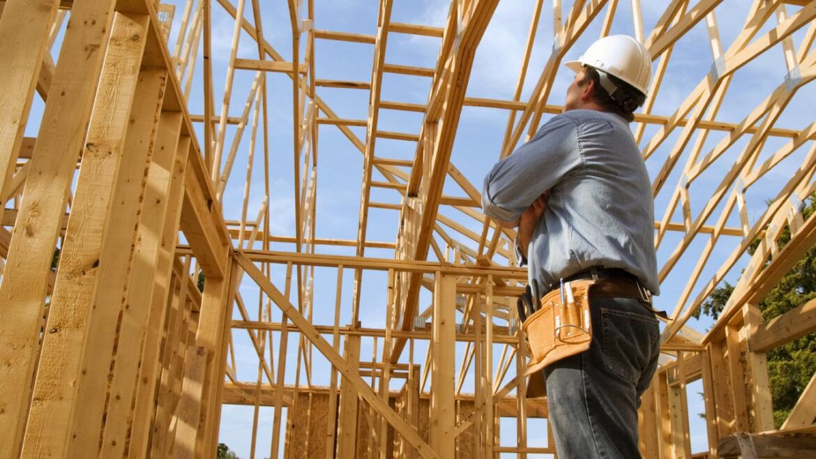 The Role of Site Supervisors in Building a Home in Australia